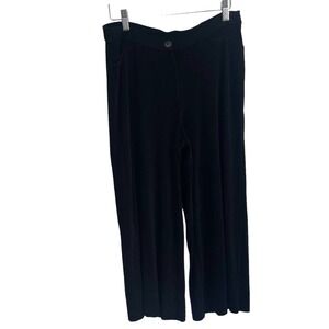 Chicos Travelers Black Slinky Zip Front Cropped Pants Black Womens 0.5 US Small
